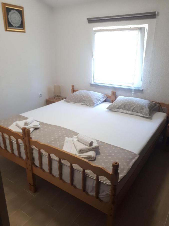 Studio Apartman Firdaus-Bihac, Dobrenica Bb Buitenkant foto